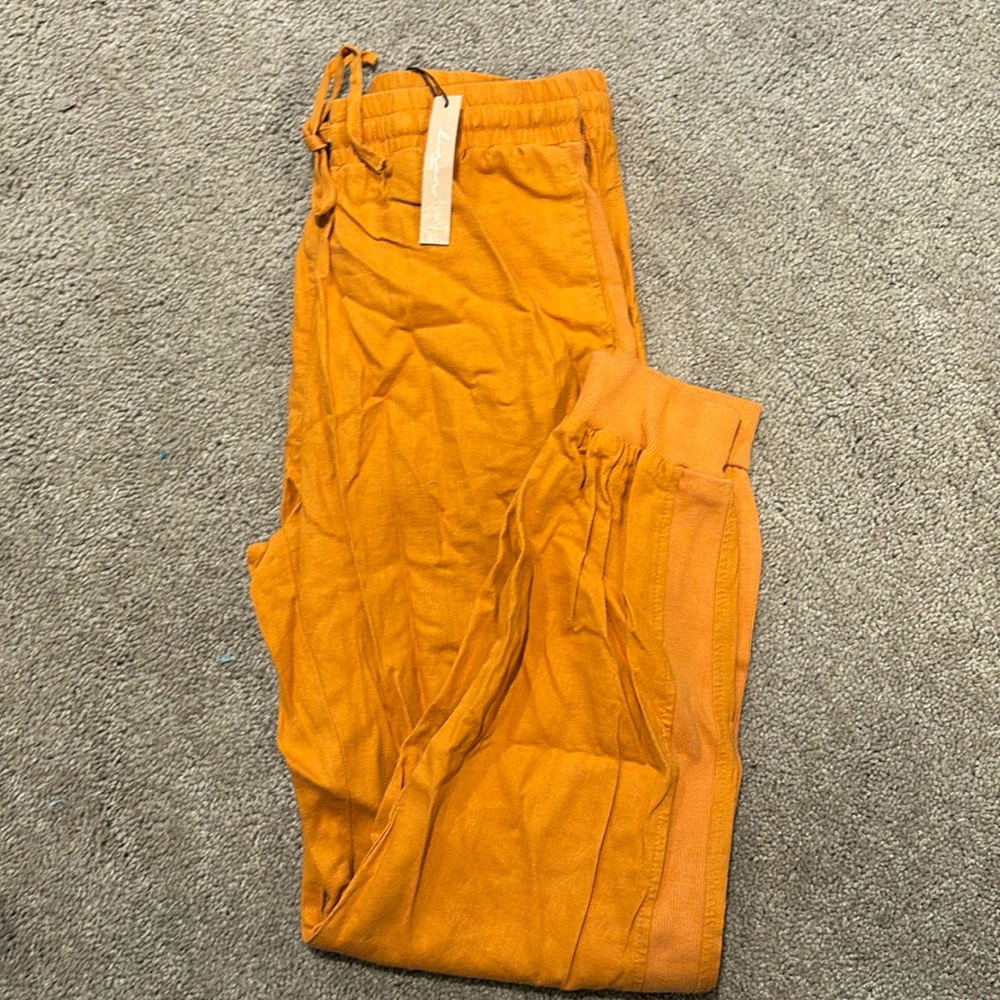 Linen joggers.